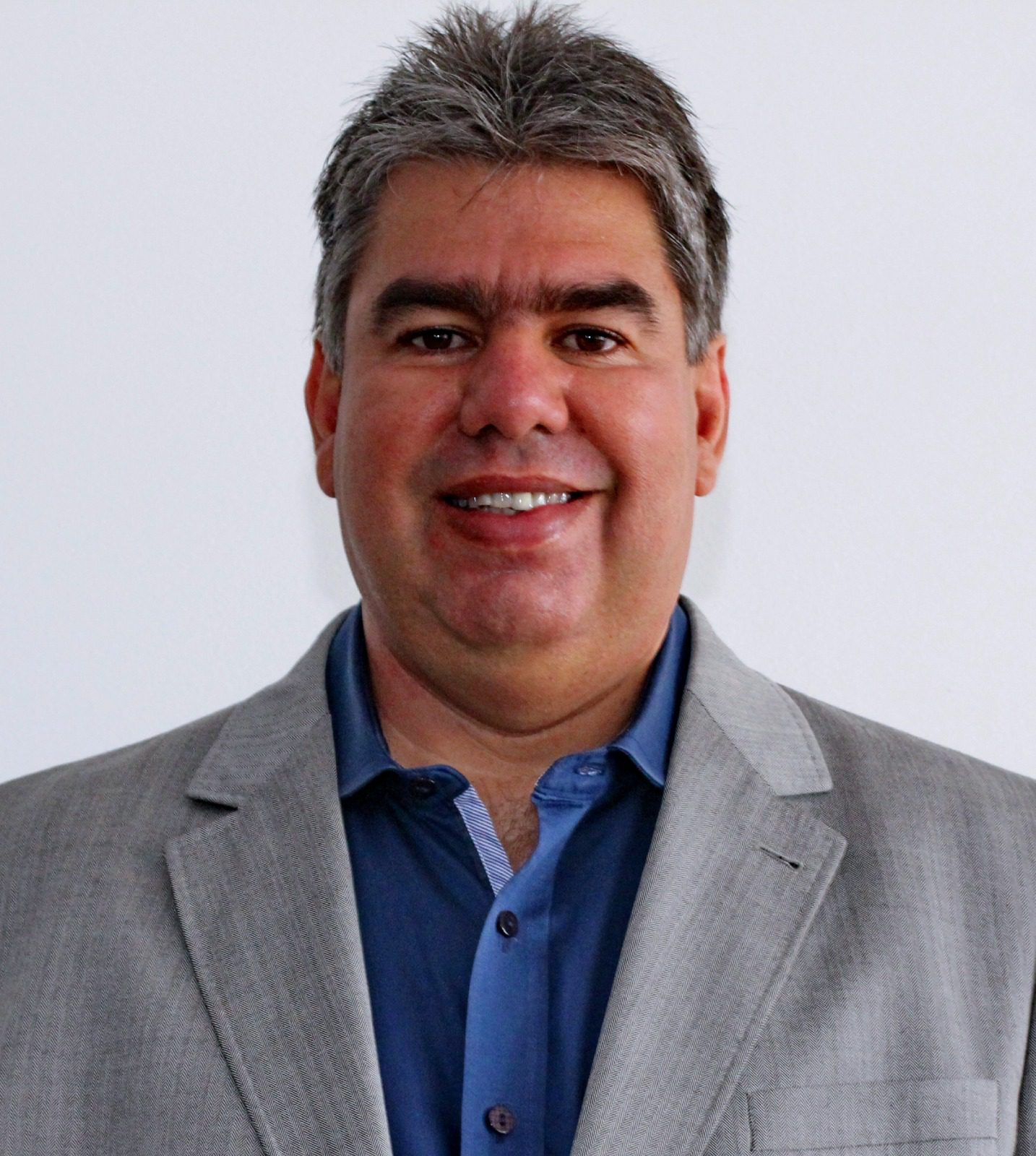 Dr. André Pacelli Bezerra Viana